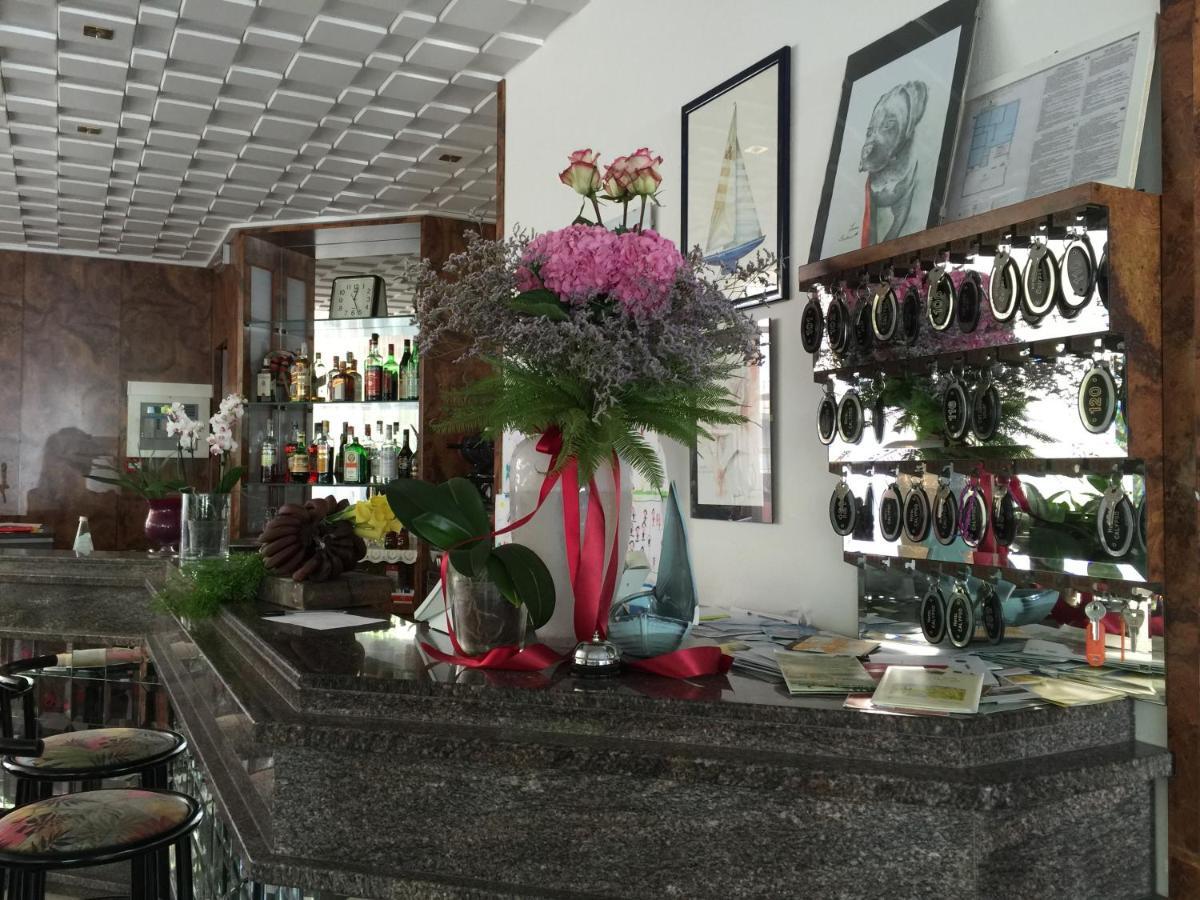 Hotel Calypso เบลลาเรีย-อีเจอา มารีนา ภายนอก รูปภาพ